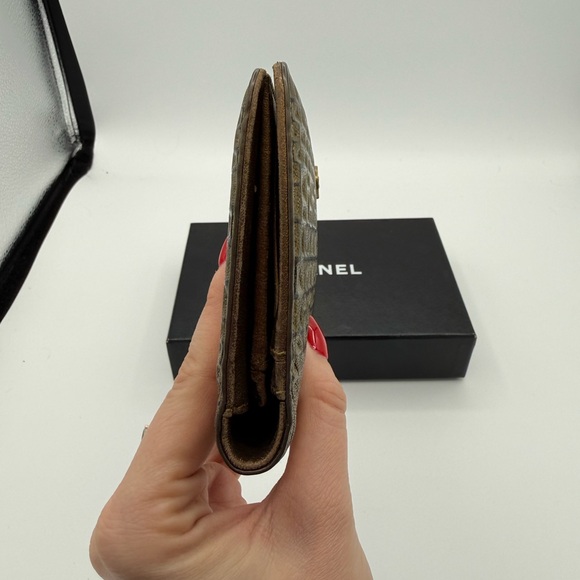 Rare Chanel Bronze Mosaic Pattern Wallet - Picture 4 of 9